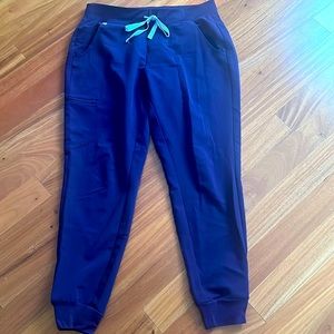 Purple Figs Scrub pants Technical Collection
